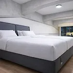 公寓 Design Loft Kolbenova, Metro, Parking