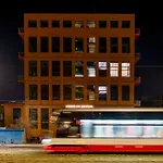 Design Loft Kolbenova, Metro, Parking