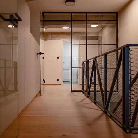 Design Loft Kolbenova, Metro, Parking Apartament Praga