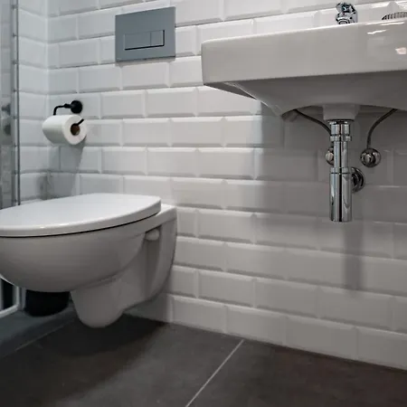 Apartament Design Loft Kolbenova, Metro, Parking Praga