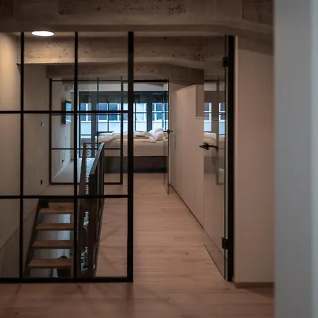 شقة Design Loft Kolbenova, Metro, Parking