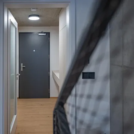 شقة Design Loft Kolbenova, Metro, Parking *